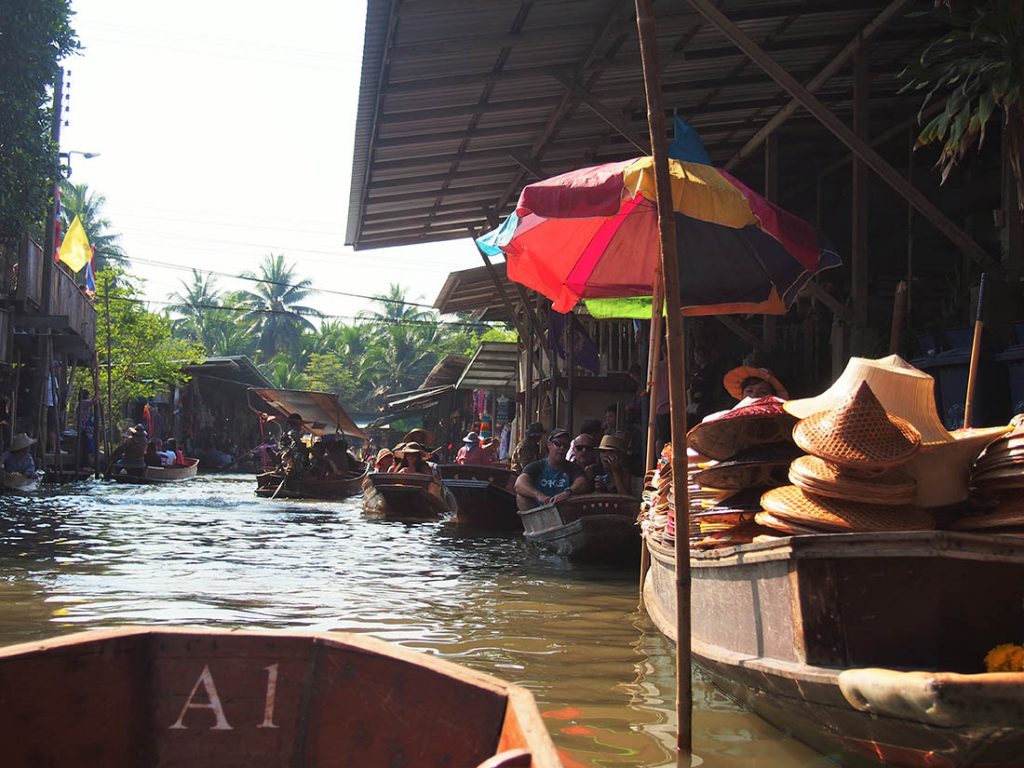 bangkok marche flottant embarcations