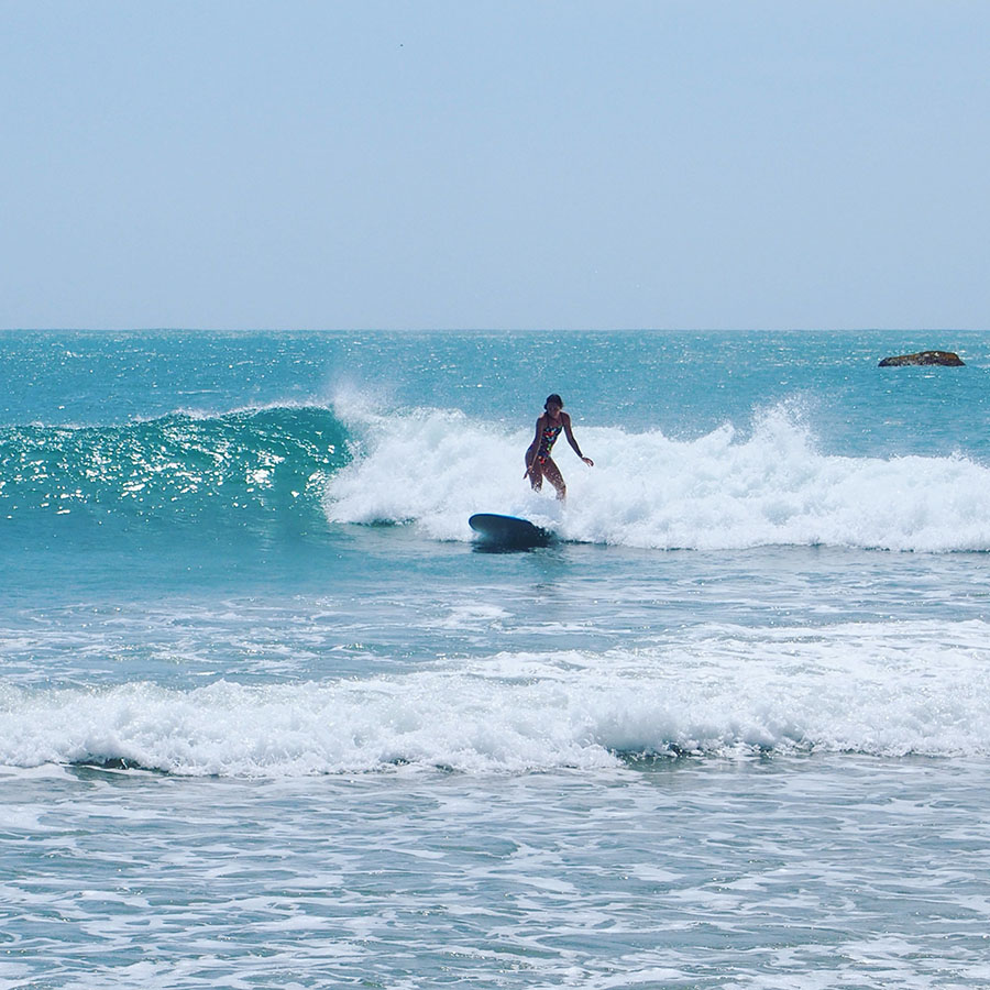Cours de surf, Arugambay, Sri Lanka